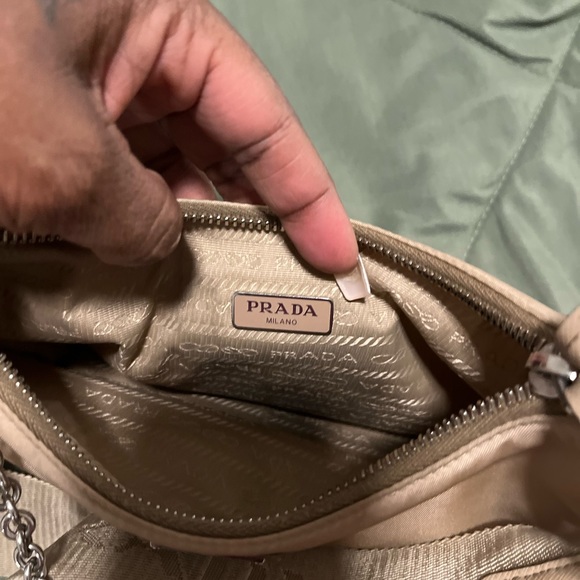 Prada re-edition 2005 Nylon bag - Picture 6 of 12